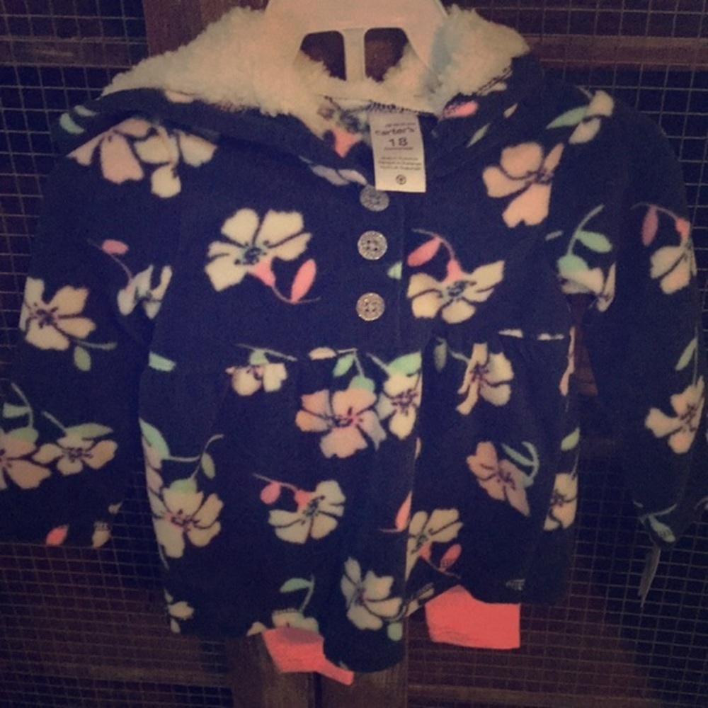 NWT Cater’s Toddler Girls Fleece Outfit 18M